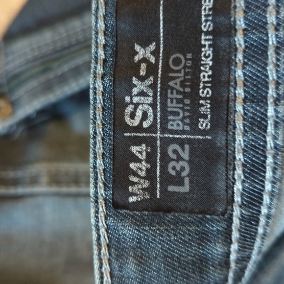 Buffalo David Bitton Blue Relaxed Fit Jeans with Natural Fading - 44 X 32 - Picture 4 of 4